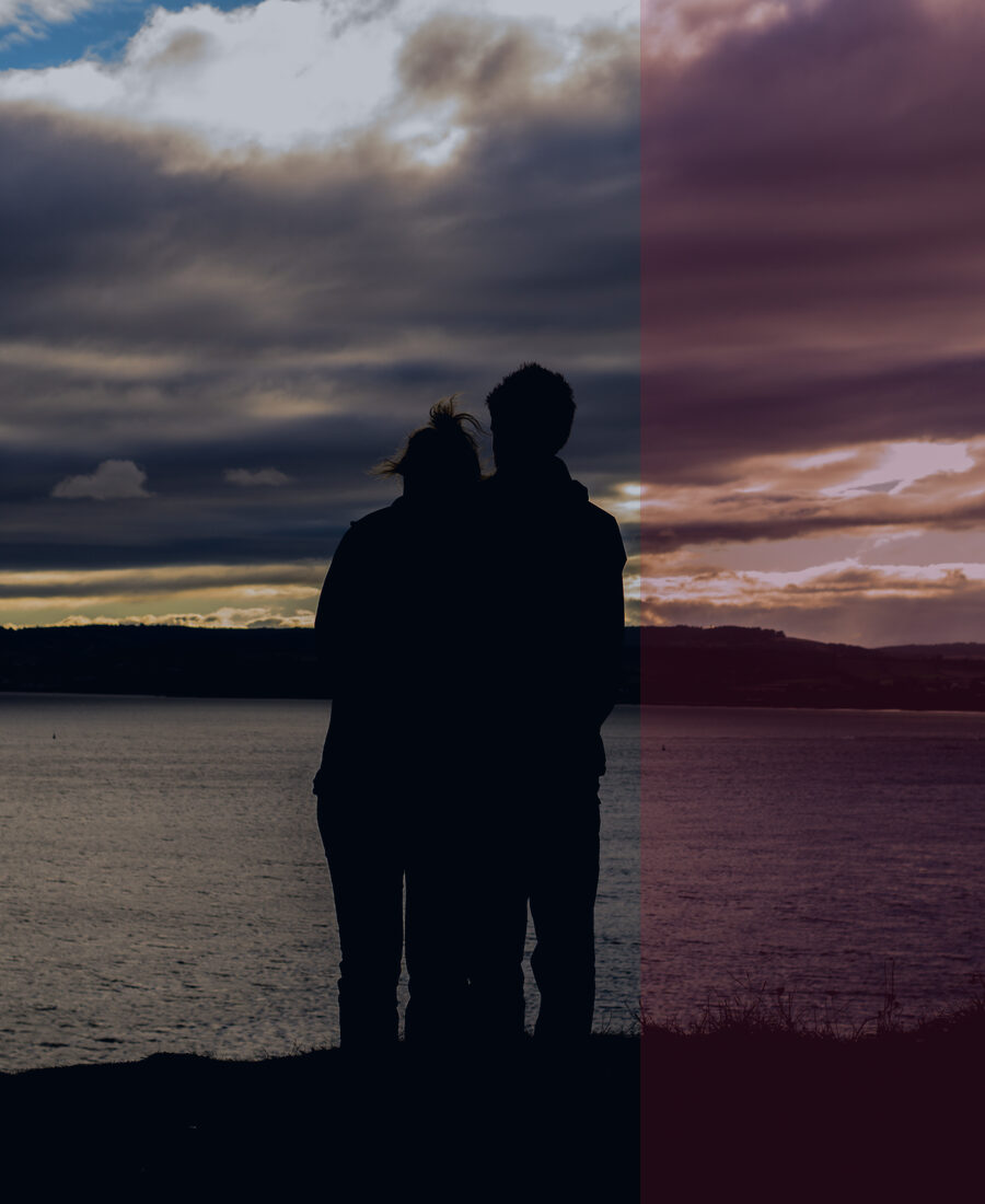 Couple silhouette horizon.